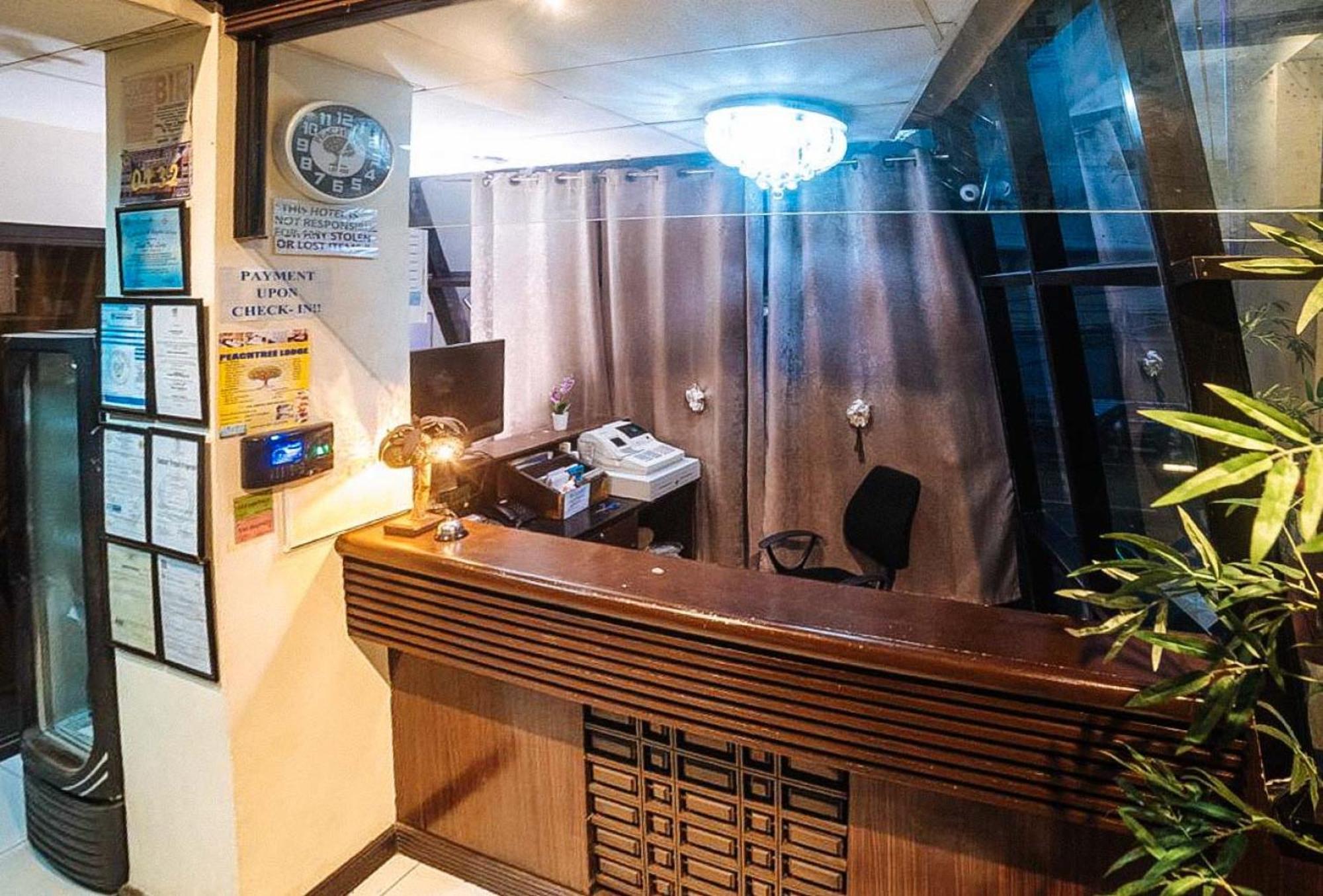 מלון Reddoorz Near Ormoc Port Terminal מראה חיצוני תמונה