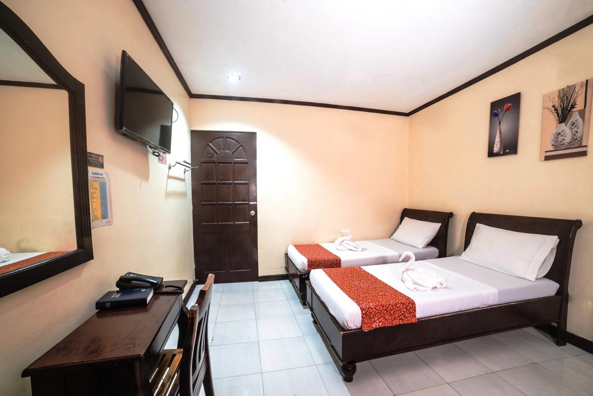 מלון Reddoorz Near Ormoc Port Terminal מראה חיצוני תמונה